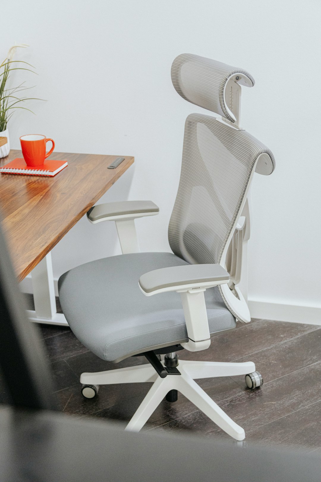 Used Ergonomic Office Chair Bangalore